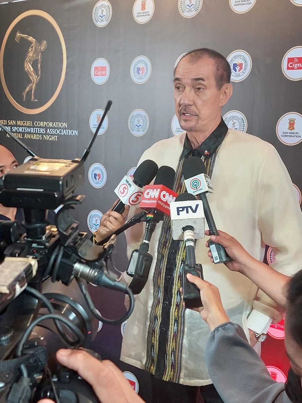 Ramon Fernandez speaking to the media